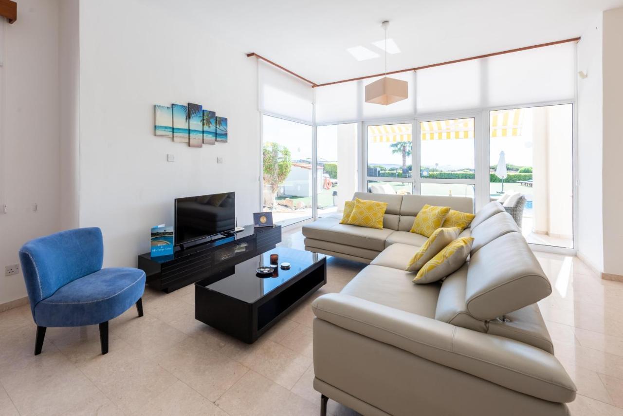 Villa Savoya Sunrise By Ezoria Villas Golful Coralilor Exterior foto